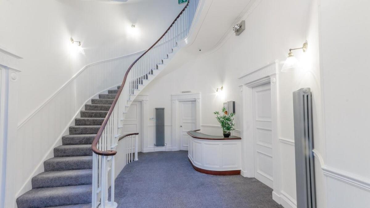 Luxury 1 Bedroom Ground Floor * Plymouth